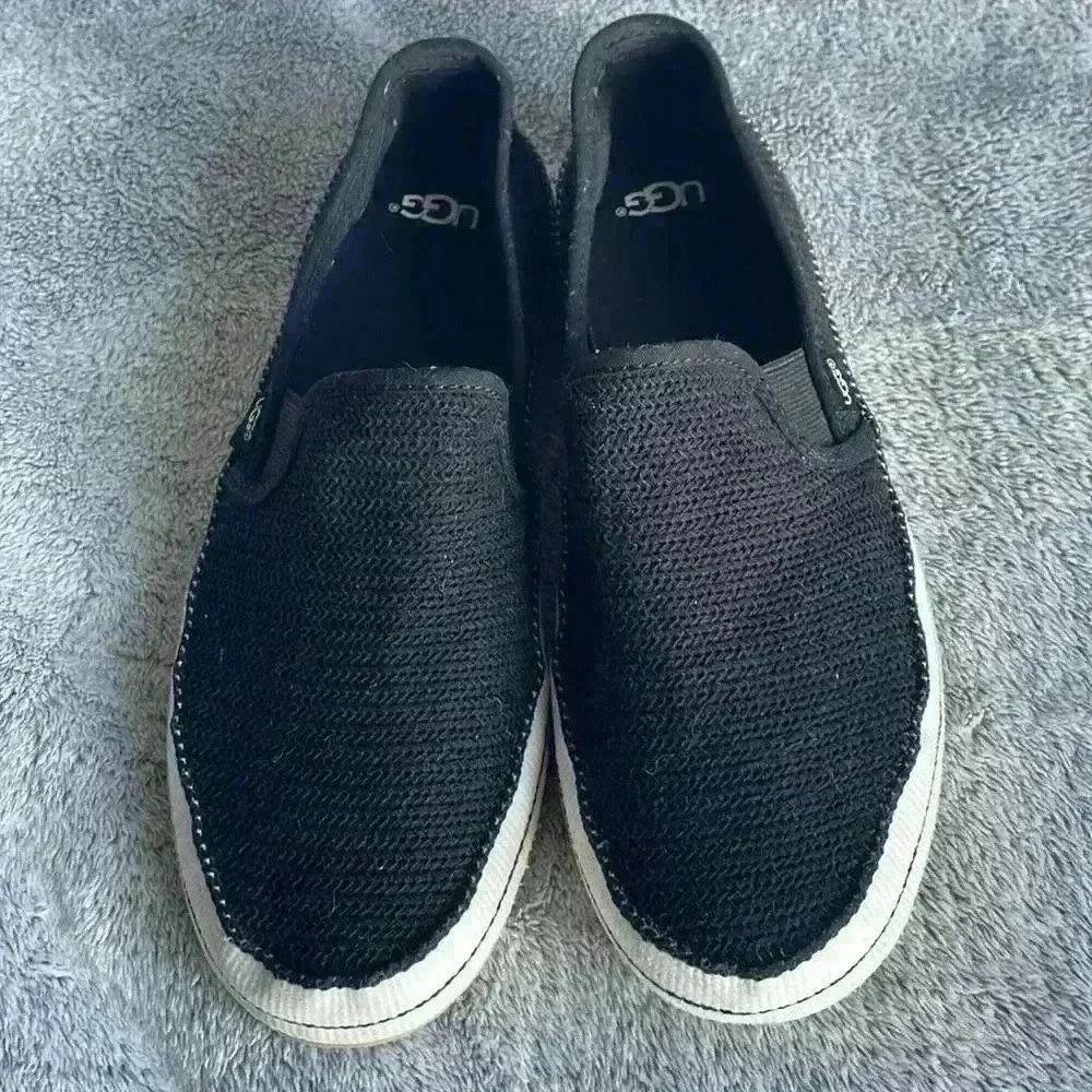 UGG Bren Slip-On Sneaker in Black Size 9.5 EUC - Picture 3 of 8